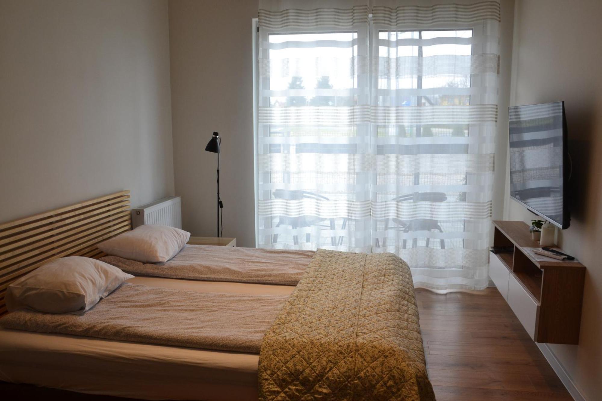 Apartamenty Na Ceglanej Oświęcim Esterno foto