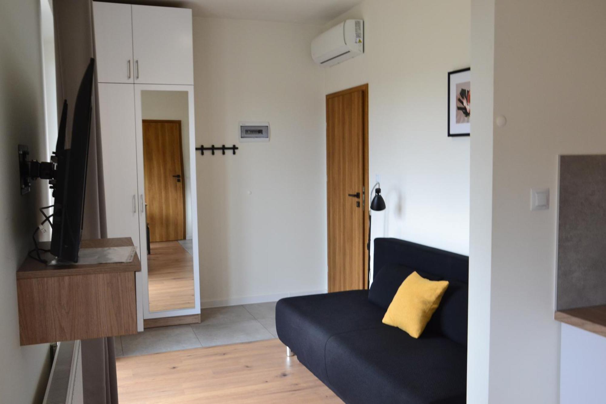 Apartamenty Na Ceglanej Oświęcim Esterno foto