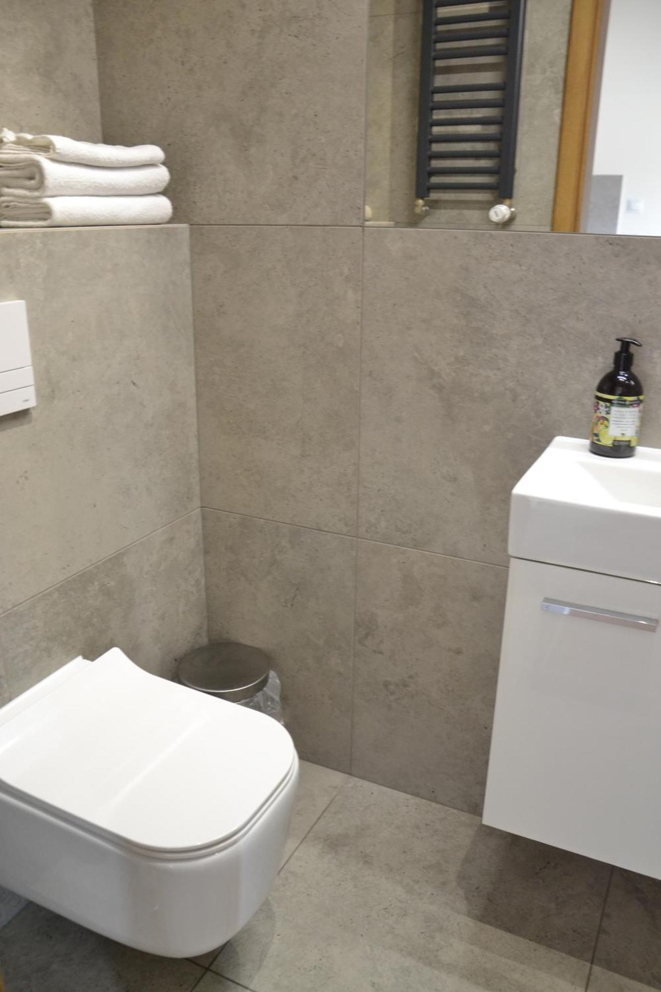 Apartamenty Na Ceglanej Oświęcim Esterno foto