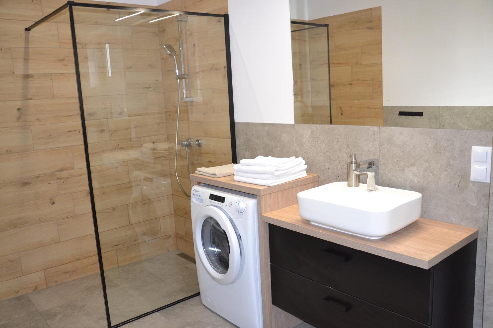 Apartamenty Na Ceglanej Oświęcim Esterno foto