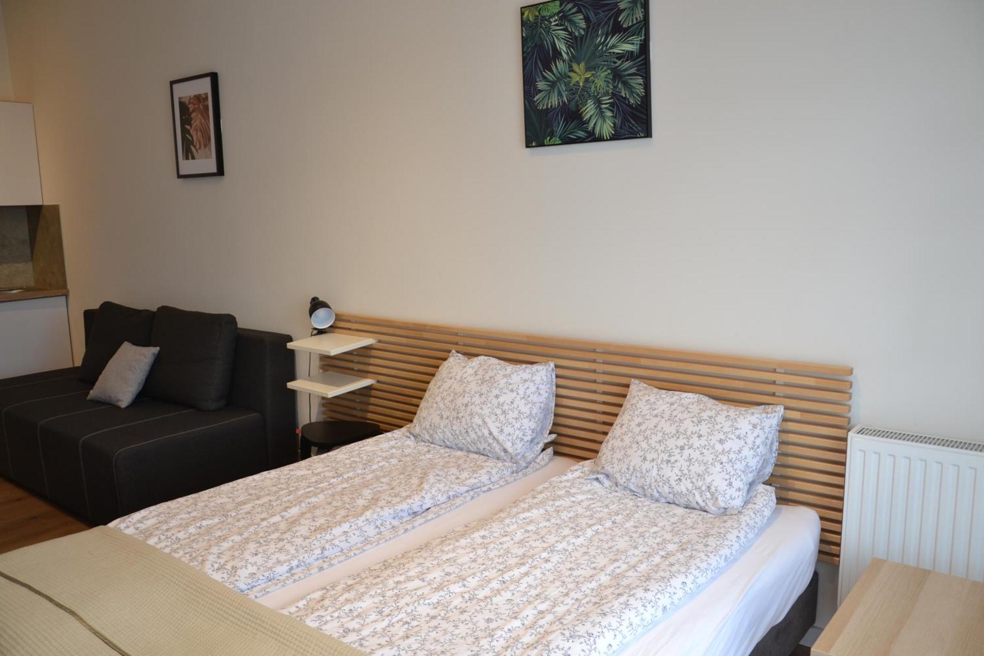 Apartamenty Na Ceglanej Oświęcim Esterno foto