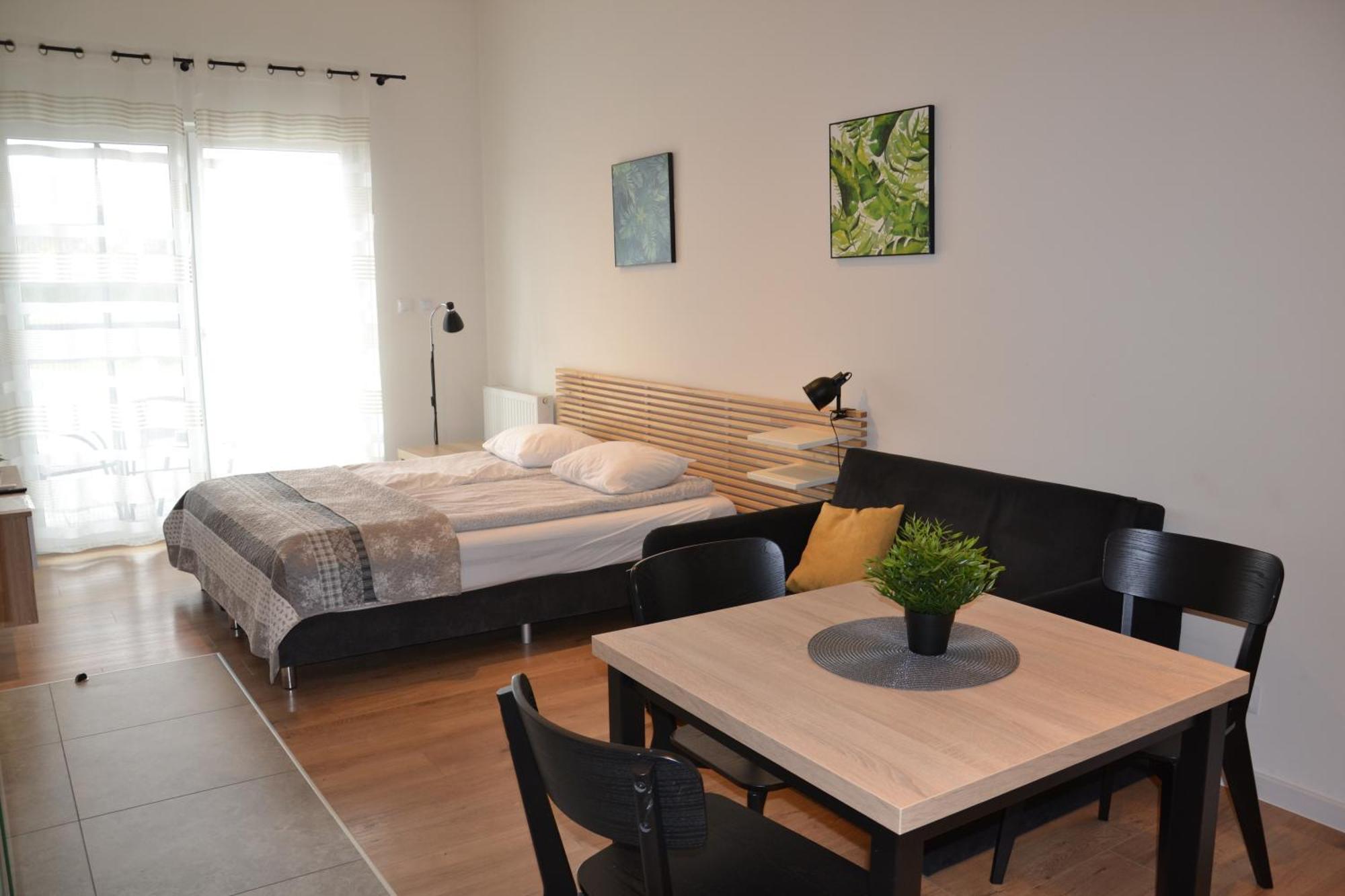 Apartamenty Na Ceglanej Oświęcim Esterno foto